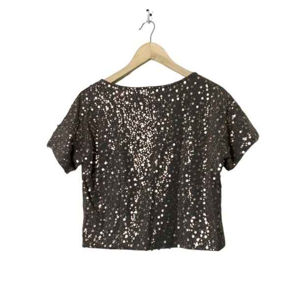 Chloe K sequin short sleeve crop top Medium - Picture 2 of 4
